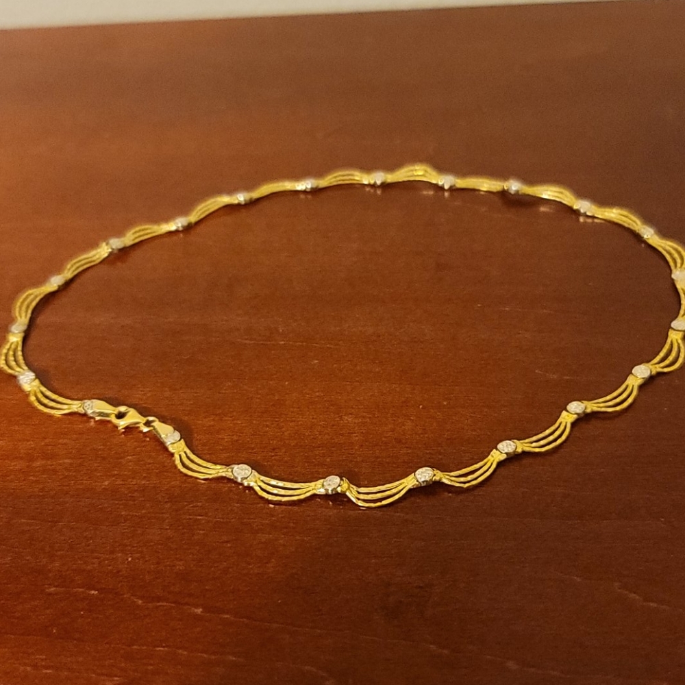 Gold necklace